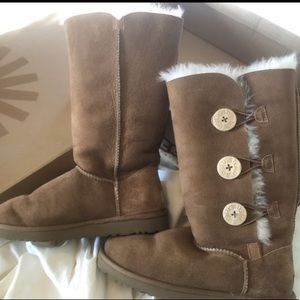 UGG Bailey Button Genuine Shearling Boot